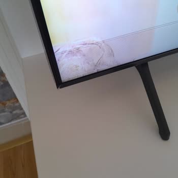 Samsung UE58TU7000UXTK Ekranda Yatay Çizgiler.