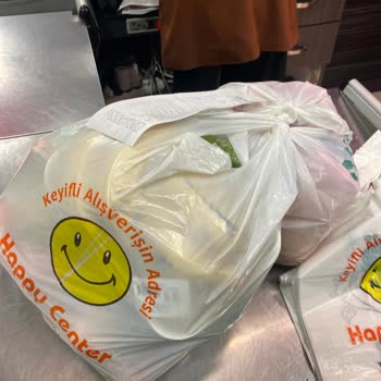 Happy Center İlgisizlik Saygısızlık Terbiyesizlik