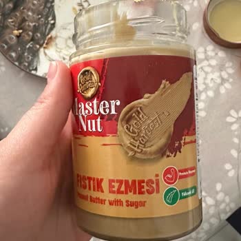 BİM'den Aldığım Fındık Ezmesinden Kablo Benzeri Bir Parça Çıktı.