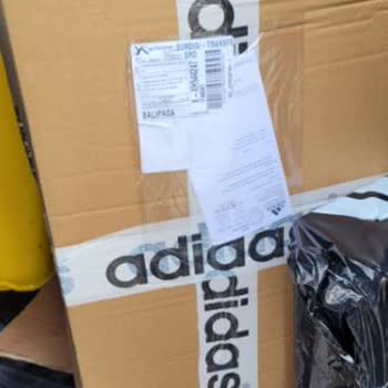 Adidas.com.tr Sattığı Ayakkabıyı Teslimat Esnasında İptal Etti