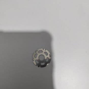 Arzum Tarağım İçinden Metal Parçası Düştü