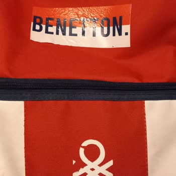 Benetton Okul Çantası Kalitesizliği.!