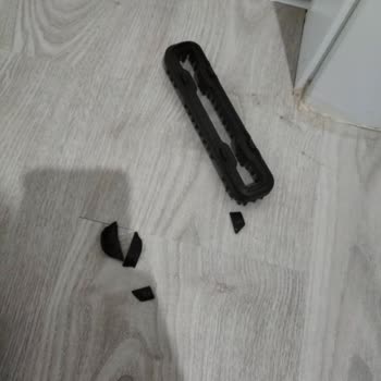 Aras Kargo Dolap Kargo Firmasıyla Sigorta Yaptırmadığı İçin Ürünüm Çöp Oldu!