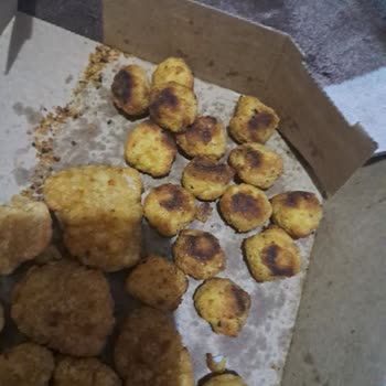 Domino's Pizza Yanmış Ürün Gönderimi