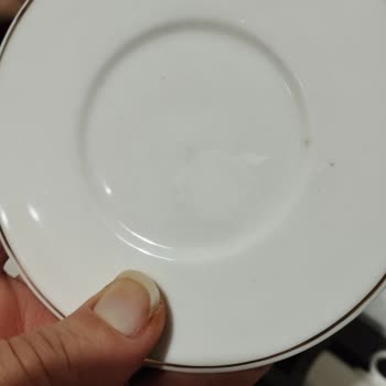 Karaca Züccaciye Kusurlu Ürün Gönderip İnsanı Mağdur Ediyor Şar