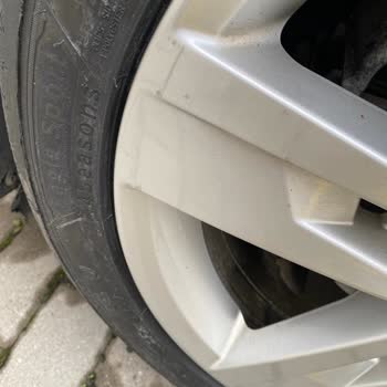 LastikPark Ankara Keçiören'de Lastik Değişimi Sonrası Jant Zararı