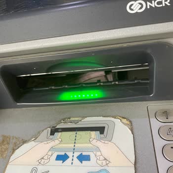 İş Bankası ATM Para Yuttu
