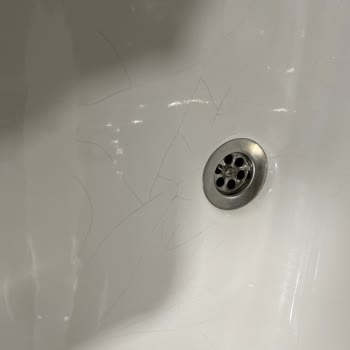 CeraStyle Lavaboda Çizik Oluşması