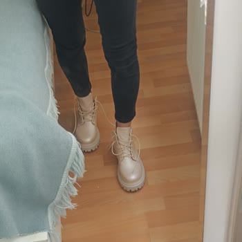 Selin Shoes Kafalarına Göre Değişim Yapılmıyor