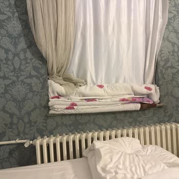 Erzurum Öğretmenevinin Temizlik Ve Konfor Şikayeti