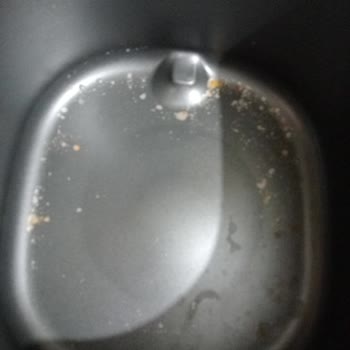 Kumtel Airfryer Dış Haznesindeki Soyulma