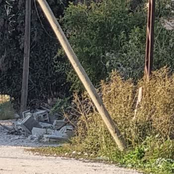 Türk Telekom Telefon Direğinin Kırılmış Olması
