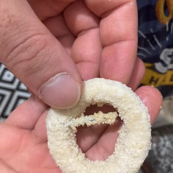 Feast Marka Soğan Halkasındaki Çivi