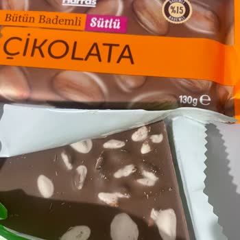 Harras Antep Fıstıklı Çikolata Bozuk