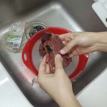 Gimsa Markette Satılan Ciğerden Çıkan Nesne