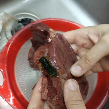 Gimsa Markette Satılan Ciğerden Çıkan Nesne