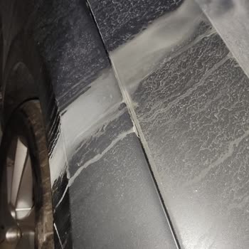 İspark Tavandan Kireç Suyu Akması...