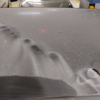 İspark Tavandan Kireç Suyu Akması...