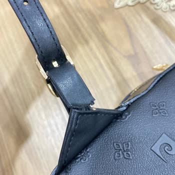 Trendyol 2 Ay Geçmeden Pierrecardin Çantamın Kulpu Yırtıldı
