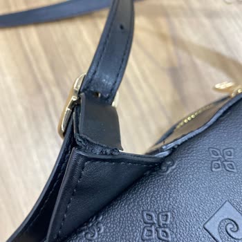 Trendyol 2 Ay Geçmeden Pierrecardin Çantamın Kulpu Yırtıldı