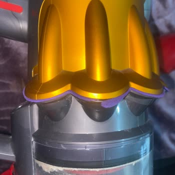 Dyson Süpürgemdeki Hazne Kapağı Sorunu Ve Yedek Parça