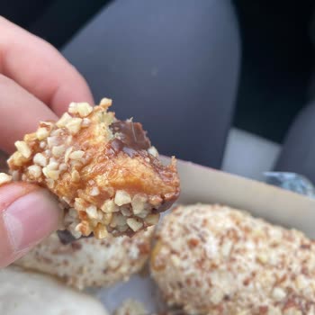 Ekleristan Eklerin İçinden Tel Çıktı