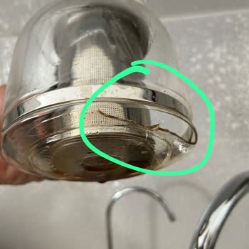 Fakir Çaydanlık Su Kaynarken Kırıldı