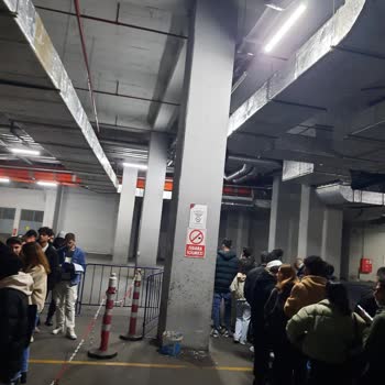 Yücel Turizm Okula Yeterli Servis Sağlamıyor!
