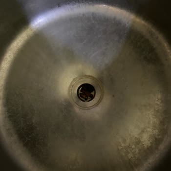 Tuna Termal Otel (Afyon) Termal Otelde Yaşanan Hijyen Problemleri Ve Konaklama Sorunları