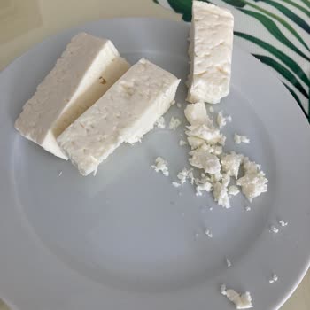 Pınar Et ve Süt Tam Yağlı Denen Beyaz Peynir