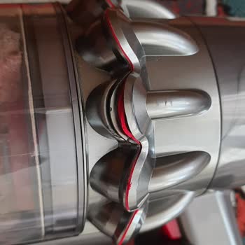 Dyson V11 Hasarlı Ürün