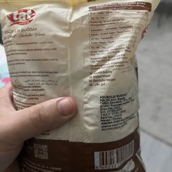 Tat Bakliyat Kurtlu Ve Güveli Aşurelik Buğday