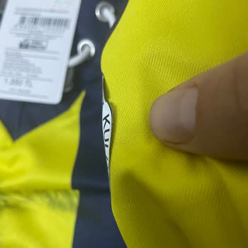 Fenerium Fenerbahçe 100. Yıl Forması'nın Defolu Çıkması