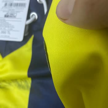 Fenerium Fenerbahçe 100. Yıl Forması'nın Defolu Çıkması