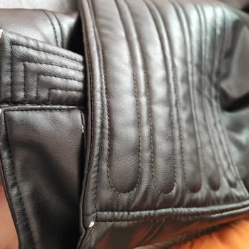 Pull and Bear Deri Ceket Kötü Çıktı