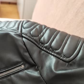 Pull and Bear Deri Ceket Kötü Çıktı