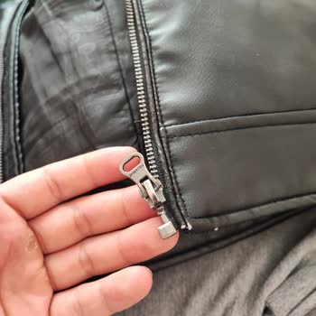 Pull and Bear Deri Ceket Kötü Çıktı