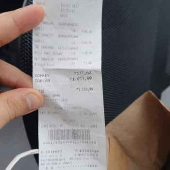 Hilltown İzmir AVM Stradivarius Çalışanı Ve Mağduriyet