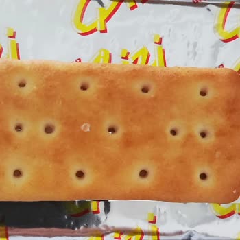 Ülker Çizi Kraker Üzerinde 0 Tuz