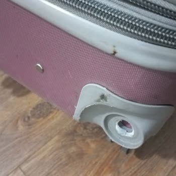 SunExpress Hava Yolları Uçuş Esnasında Bavulların Hasar Görmesi Ve Tazminat Sorunu