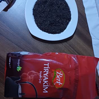 BİM Marketler Berk Çay İçerisinde Bilinmeyen Cisimler Çok Ağır Koku