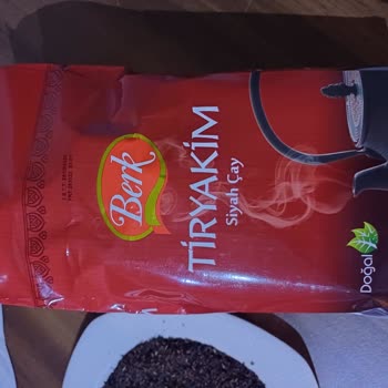 BİM Marketler Berk Çay İçerisinde Bilinmeyen Cisimler Çok Ağır Koku