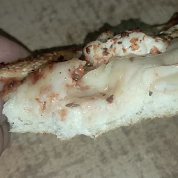 Pizza Uno Pizzada Kıl Çıktı