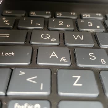 Teknosa Garanti Olmasına Rağmen Asus Laptopumun Pilini Yapmıyor