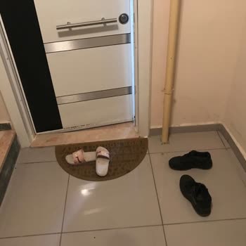 AGT Kurye (aynigunteslim.com) Kargo Teslim Edildi Deyip Edilmedi