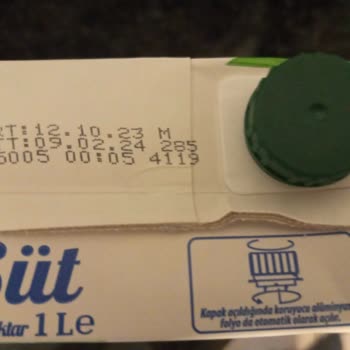 BİM Dost Süt Bozuk Çıktı İçilmedi