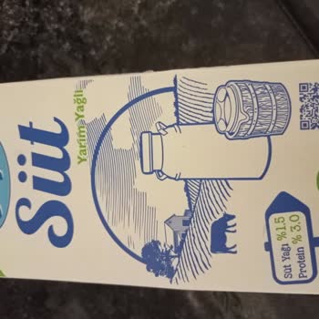 BİM Dost Süt Bozuk Çıktı İçilmedi