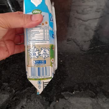 Sütaş Kapalı Süt Balon Gibi Şişti