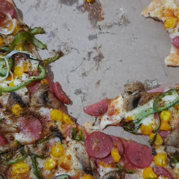 Migros Yemek Pizza Siparişimde Kıl Çıktı!
