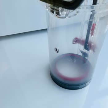 Dyson V15 Toz Haznesi
